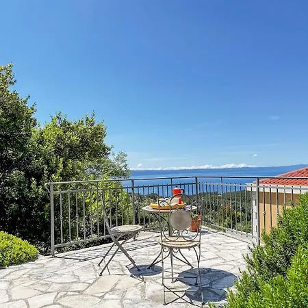 Casa de Férias Gemuetliches Ferienhaus Mit Beheiztem Pool In Ruhiger Lage Oberhalb Makarska